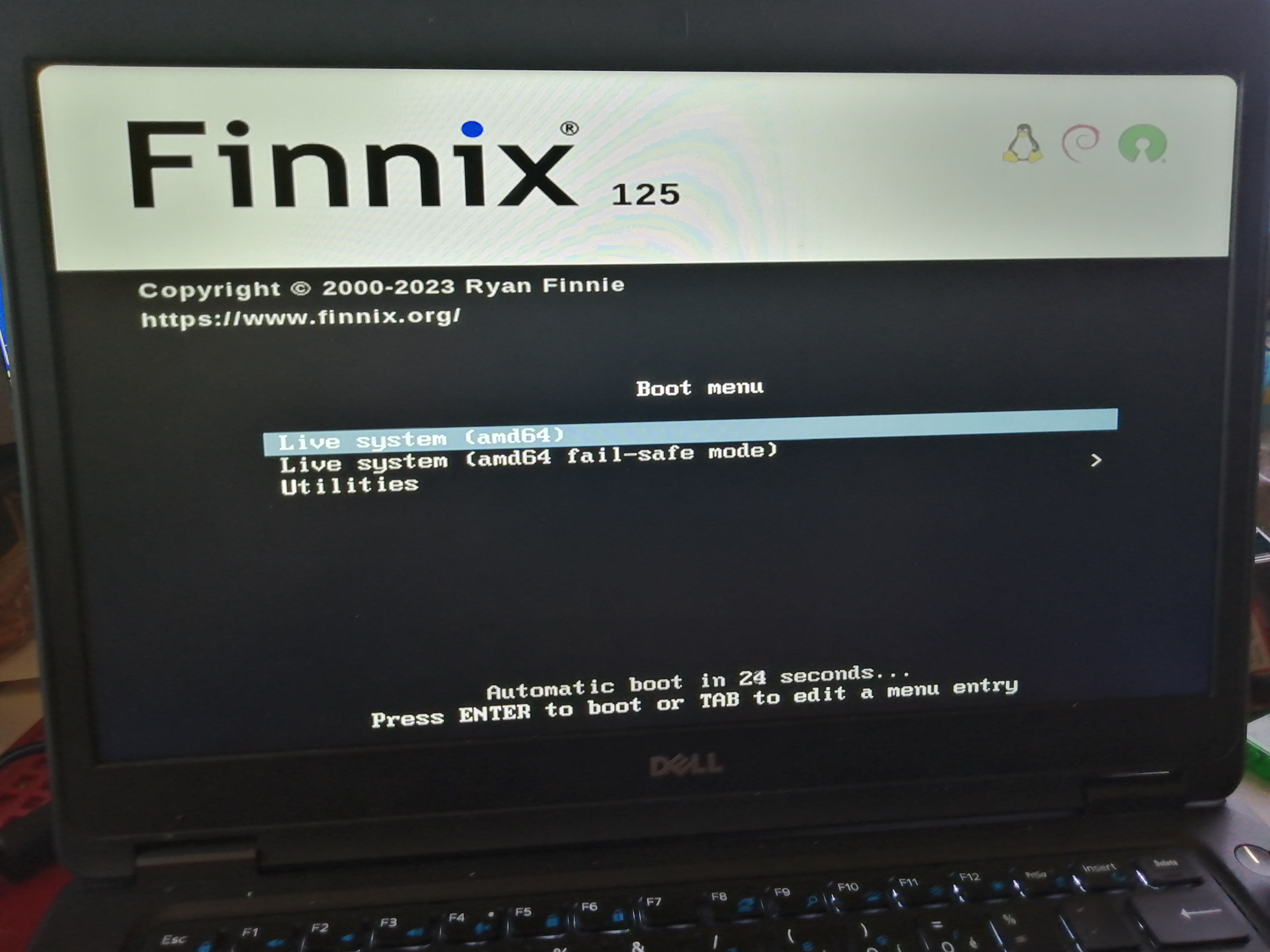 boot finnix2