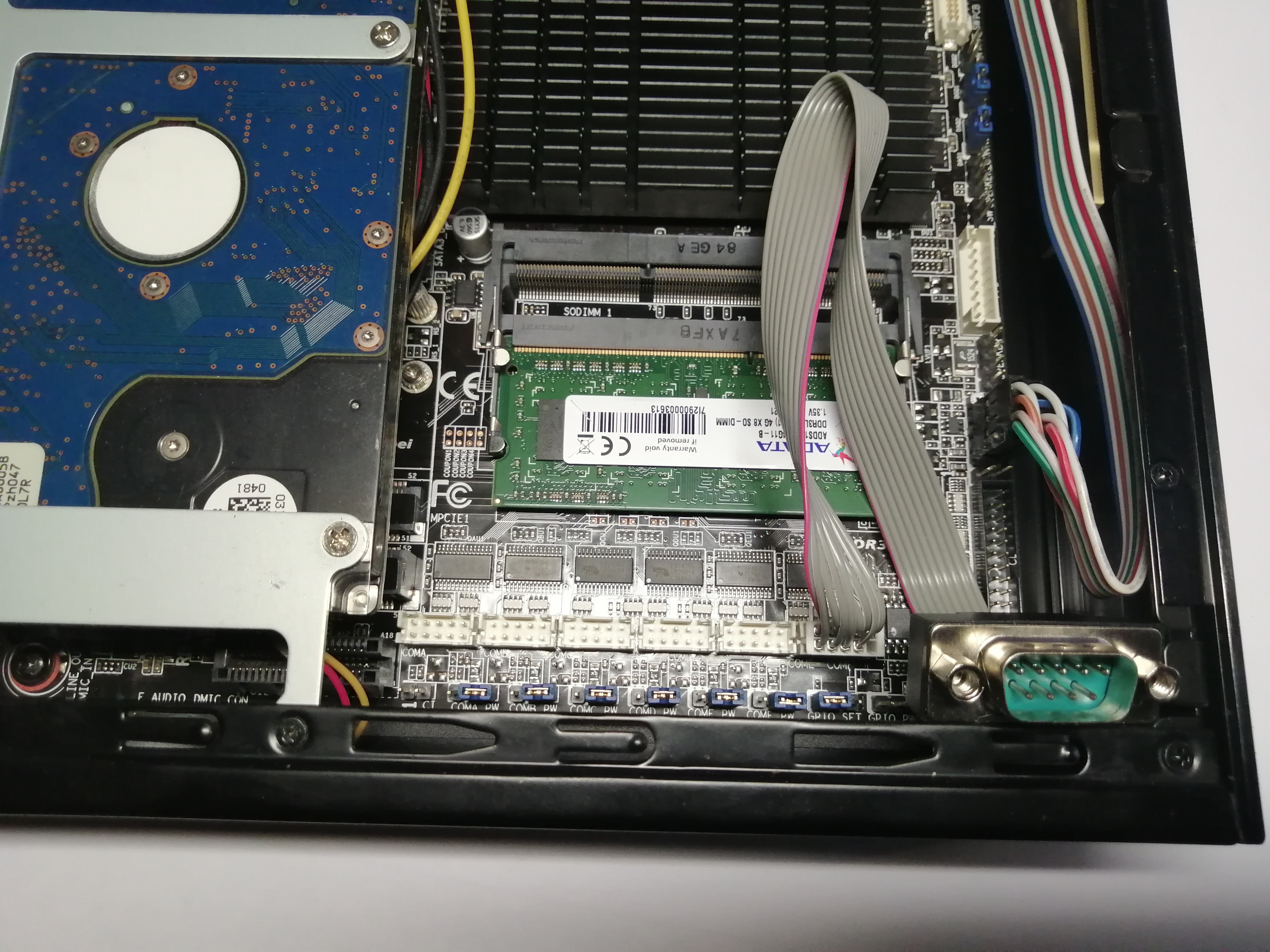 zapojeni d sub do motherboardu