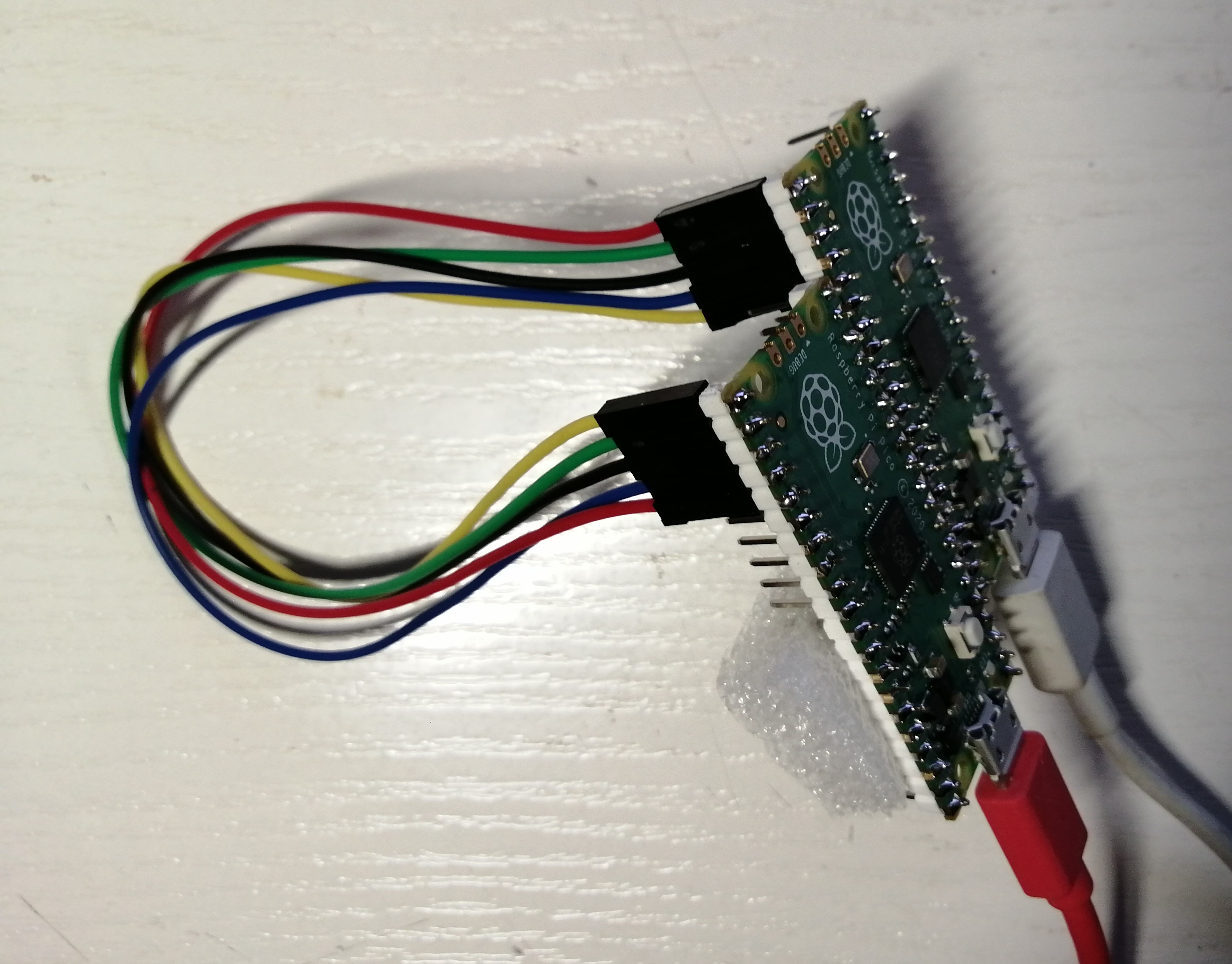 zapojeni SPI komunikace 2Pico